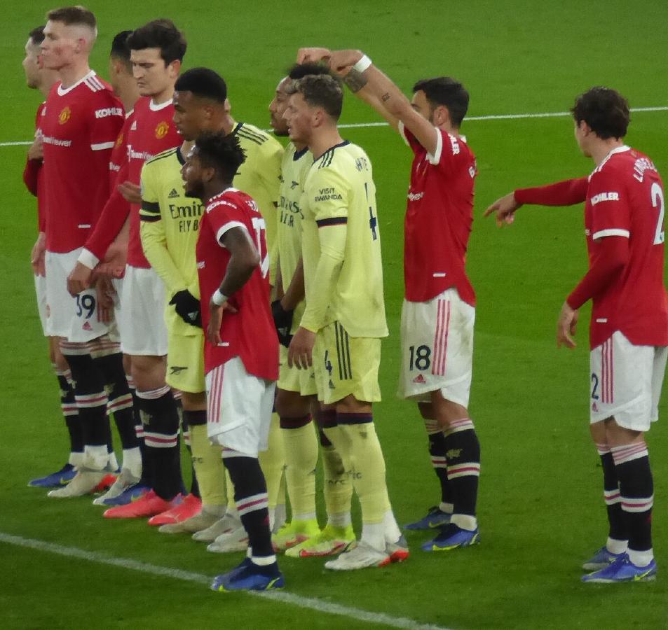 加布里埃尔制空能力与定位球威胁全面解析：阿森纳后防线上的空中统治者